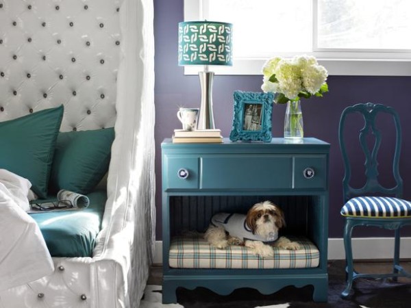 manualidades creativas para perros - cama para perros dentro de la mesilla de noche